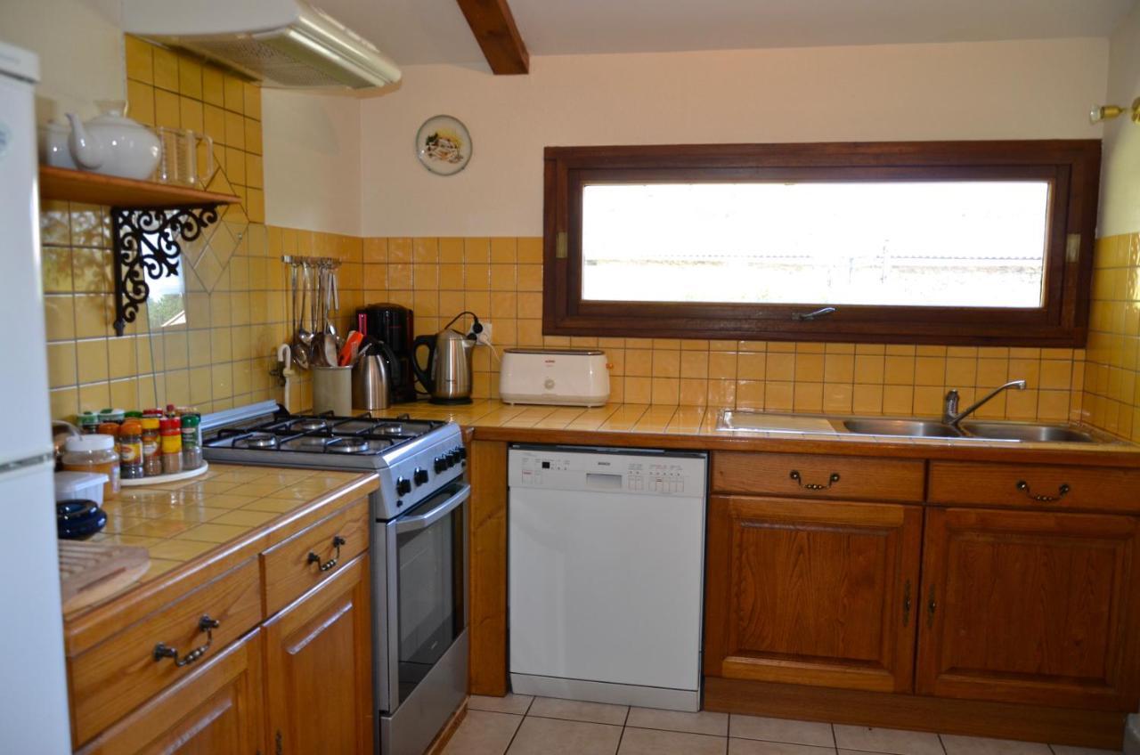 Gites Le Chene & Le Tilleul Saint-Romain-de-Lerps Zimmer foto