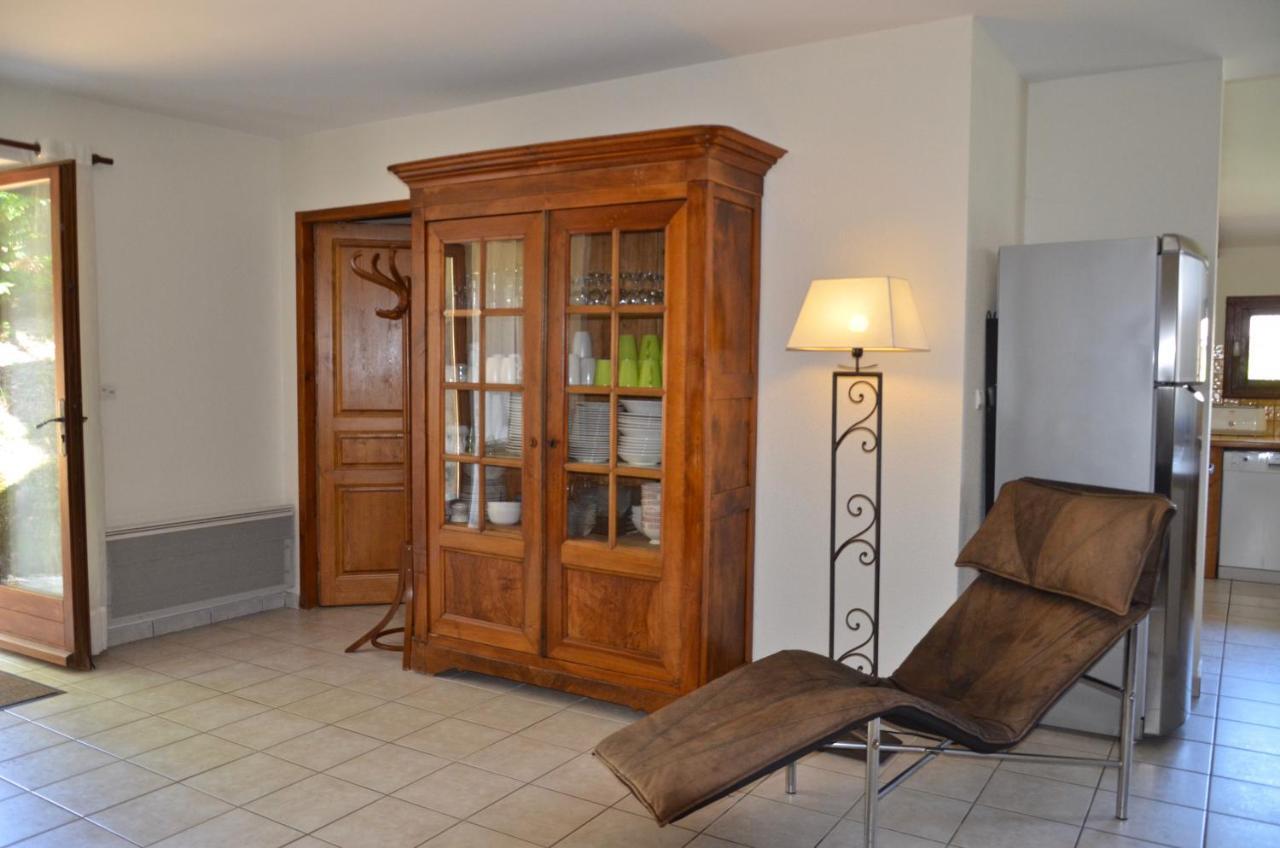 Gites Le Chene & Le Tilleul Saint-Romain-de-Lerps Zimmer foto