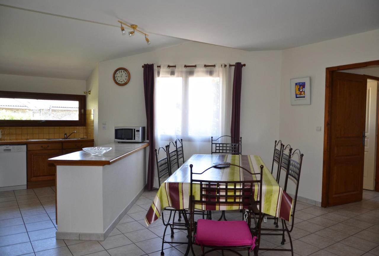 Gites Le Chene & Le Tilleul Saint-Romain-de-Lerps Zimmer foto
